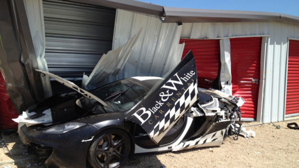 McLaren-wreck