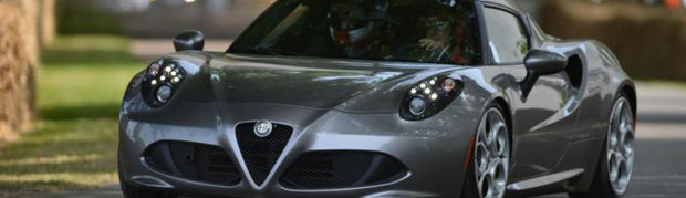 Alfa Romeo 4C Debuts at Goodwood, Gets Crowds Jolly