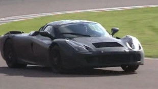 This is How a Ferrari LaFerrari Sounds and Accelerates