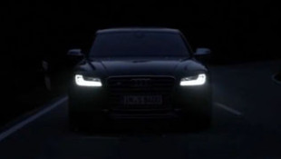 2015 Audi S8 Matrix LED Headlights in Action