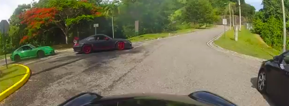 911 Chases Two GT3s Through the Puerto Rican Country Side