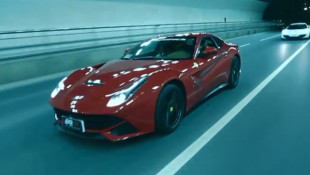 Ferrari F12 Berlinetta + McLaren MP4-12C + Tunnel = Joy