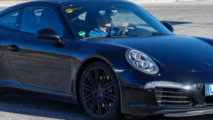 Facelifted 911 GTS Spied!