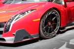 Lamborghini Veneno Roadster Sends Sonic Blast through 2014 International CES