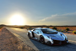 Autoblog's Desert Date with the Lamborghini Veneno 