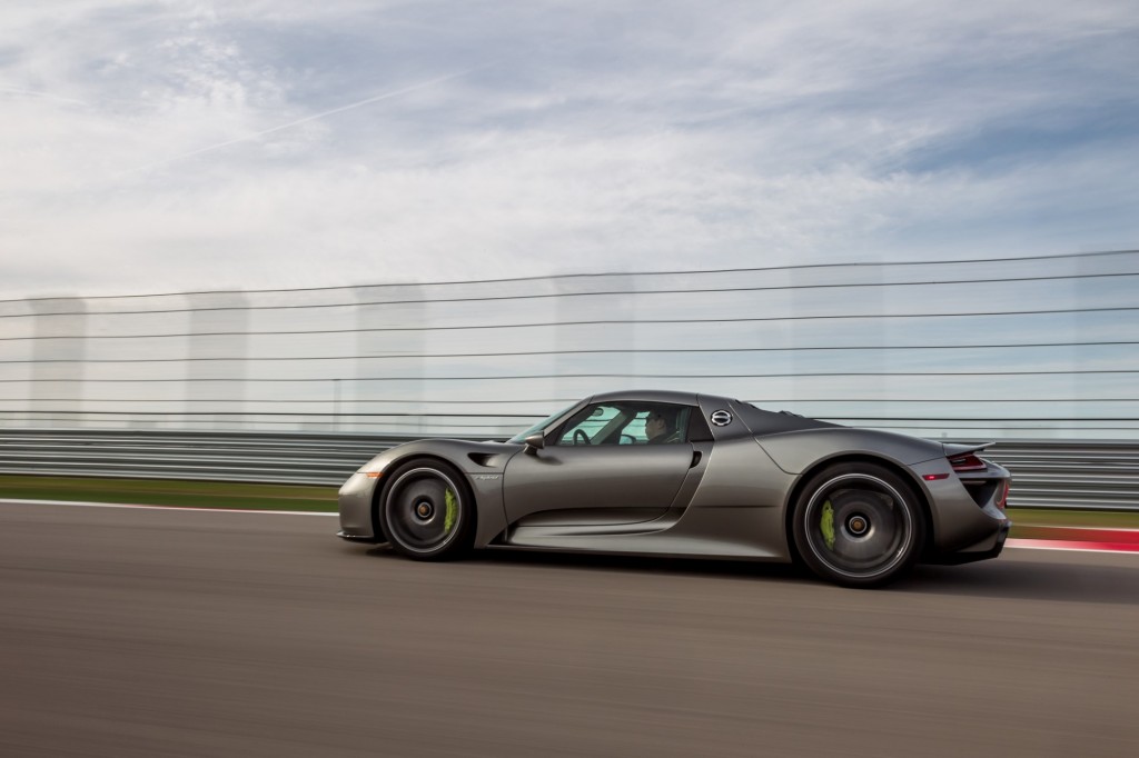 2015-porsche-918-spyder_100462282_l