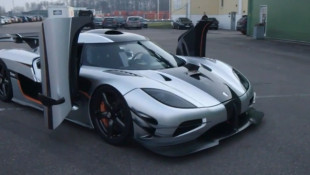 Even the Koenigsegg 1’s Wing is Incredible