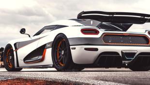 One(:1) Very Powerful Koenigsegg Engine