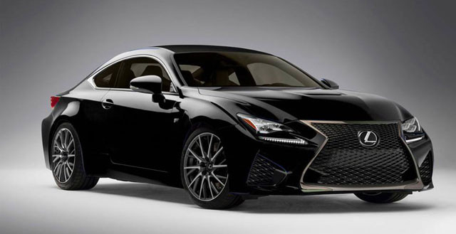 Lexus RC F Crashes on Mulholland Highway