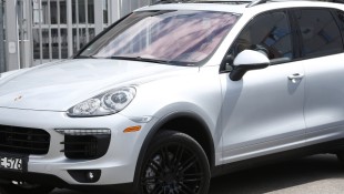 Spy Shots! 2015 Porsche Cayenne Seen Camouflage Free