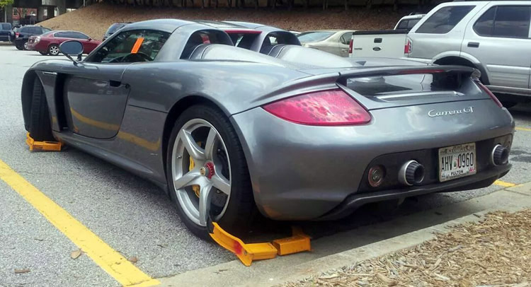 Porsche-Carrera-GT-Clamp640