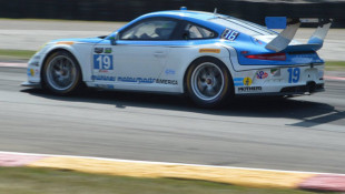 The Porsches at Road America