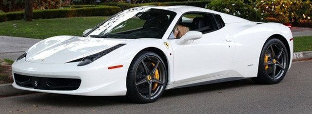 Iggy Azalea Just Bought a Fancy Ferrari 458