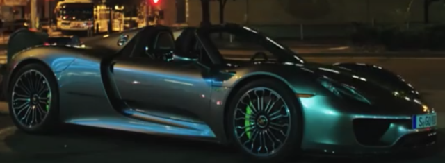 Watch the Porsche 918 Spyder Zap Its Way Thru the Big Apple