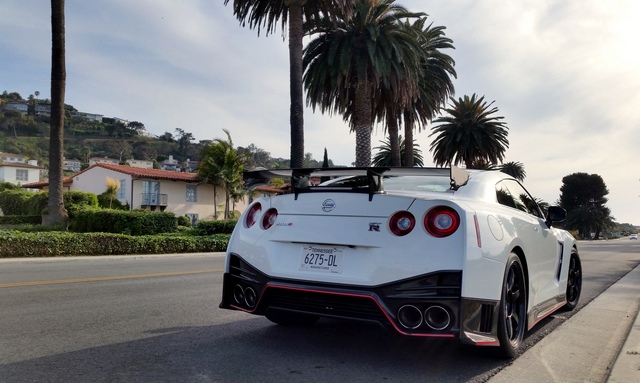 NISMO GT-R