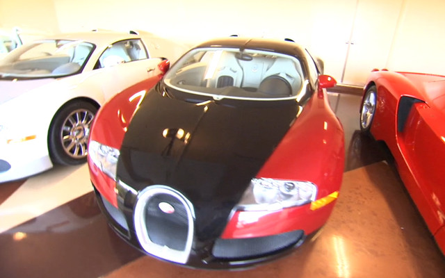 Floyd Mayweather Doesn’t Deserve His Car/Dust Collection