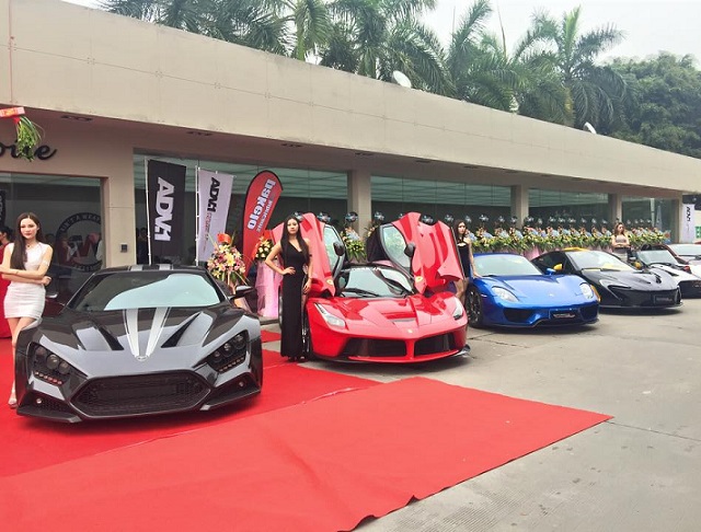 impressive-wrap-opens-chinese-dealership-with-display-of-over-12000-hp-photo-gallery_14