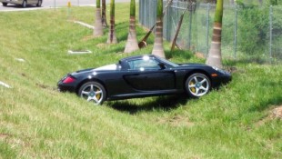 Porsche Carrera GT Winds Up in Ditch; Did the Girlfriend Do it?