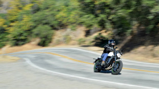 VIDEO REVIEW The Kawasaki Vulcan S Will Change Your Life