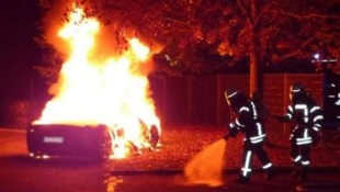 Because Ferraris Don’t Catch Fire Enough, Kid Sets His Own on Fire
