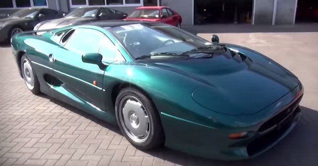 If You Get a Chance to Drive a Jaguar XJ220, Take It