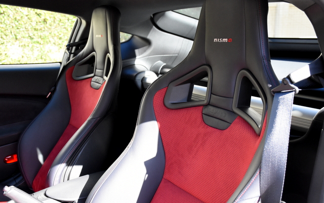 2016 Nissan 370Z NISMO RECARO seats