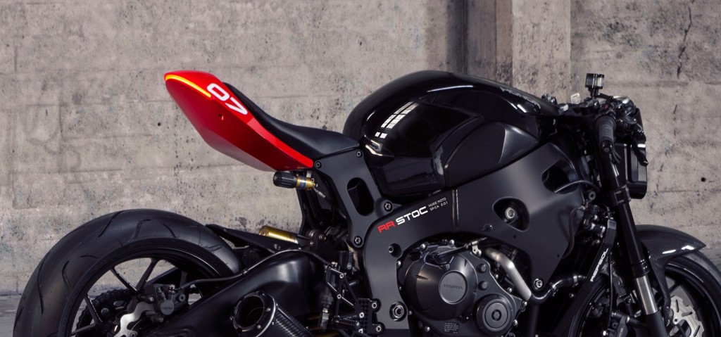 Huge Moto Has Us Begging To Ride Their Honda Cbr Black 6speedonline