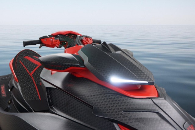 no-vehicle-type-is-safe-from-mansory-s-wrath-or-their-carbon-fiber-frenzy_2
