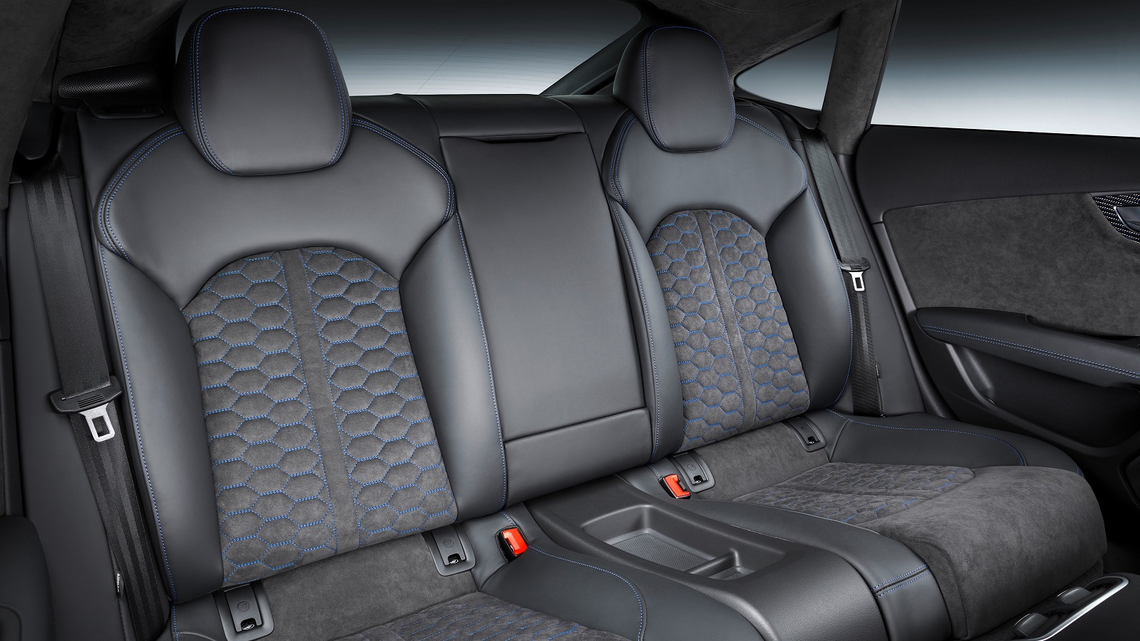News 2016 Audi Rs7 Performance Interior 1 6speedonline