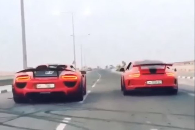 Porsche 918 on Porsche 911 GT3 Sound Battle