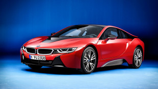 Heatin’ Up: Red BMW i8 Gets the Blood Pumping in Geneva