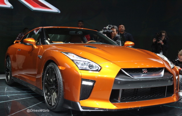 Photo/Video Gallery: 2017 Nissan GT-R World Debut