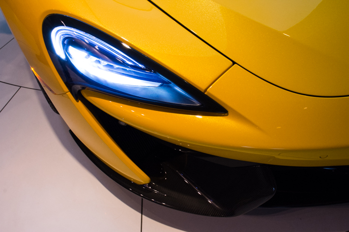 2016-McLaren-570S-13