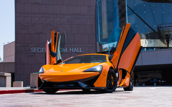 2016-McLaren-570S-15