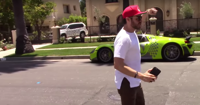 Hunting Pokemon with a Porsche 918 Spyder