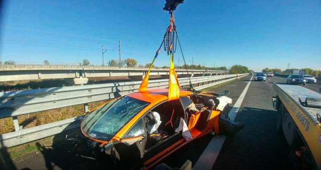 Somehow This Lamborghini Aventador SV Didn’t Catch on Fire!