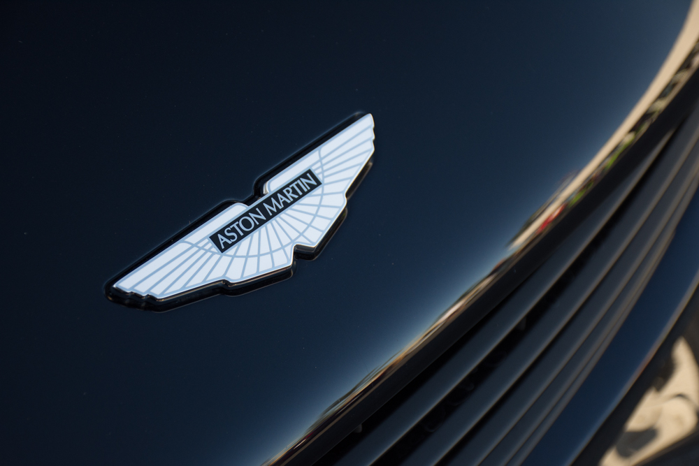 aston-martin-vanquish-volante-4