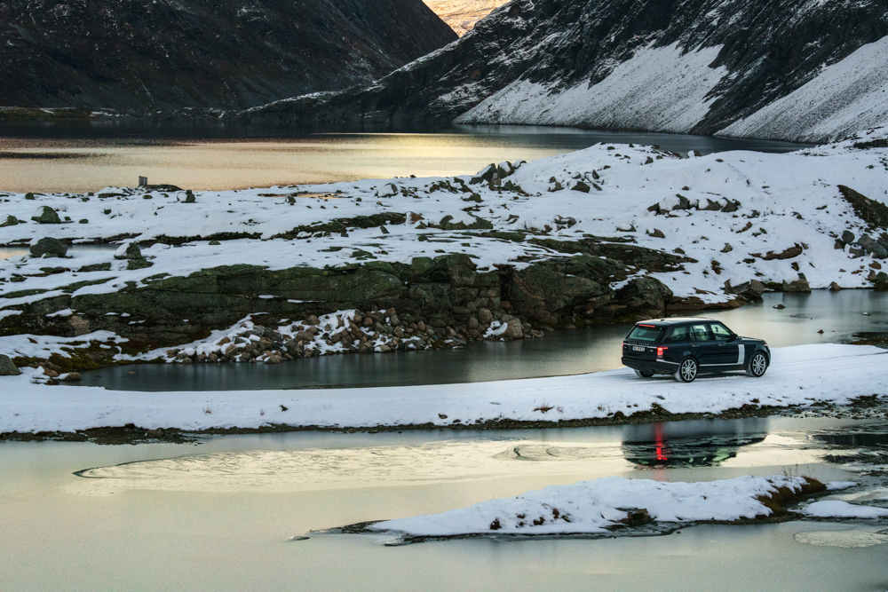 Range Rover Takes Photographer to Ultimate Vistas in Norway