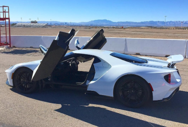 Video: Your First Glimpse of the Production Ford GT!