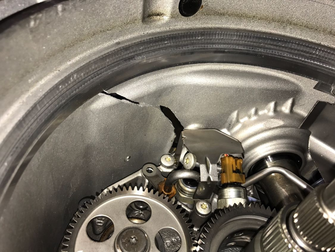 6SpeedOnline.com Porsche 911 Turbo S PDK Transmission Shattered Cracked Like An Egg