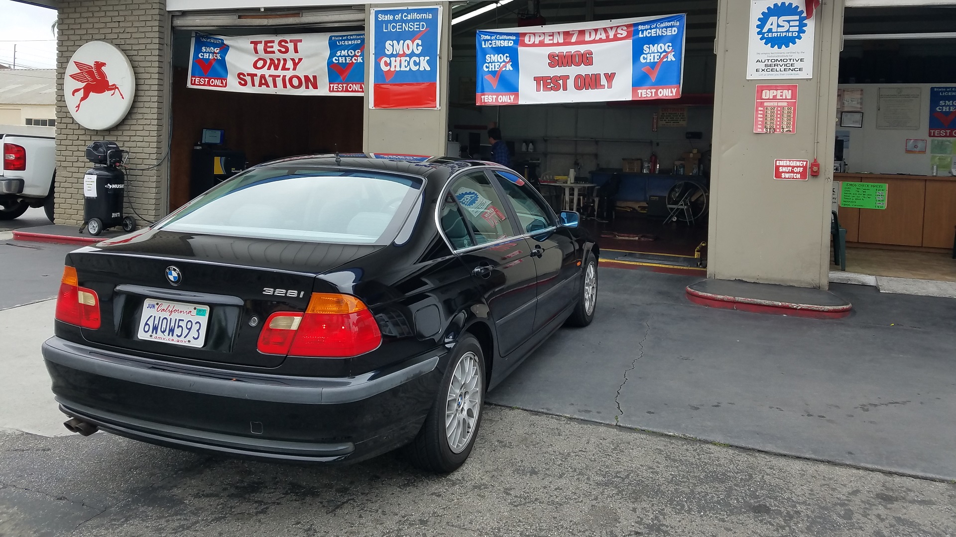 6SpeedOnline.com Project Car BMW E46 Drift Build