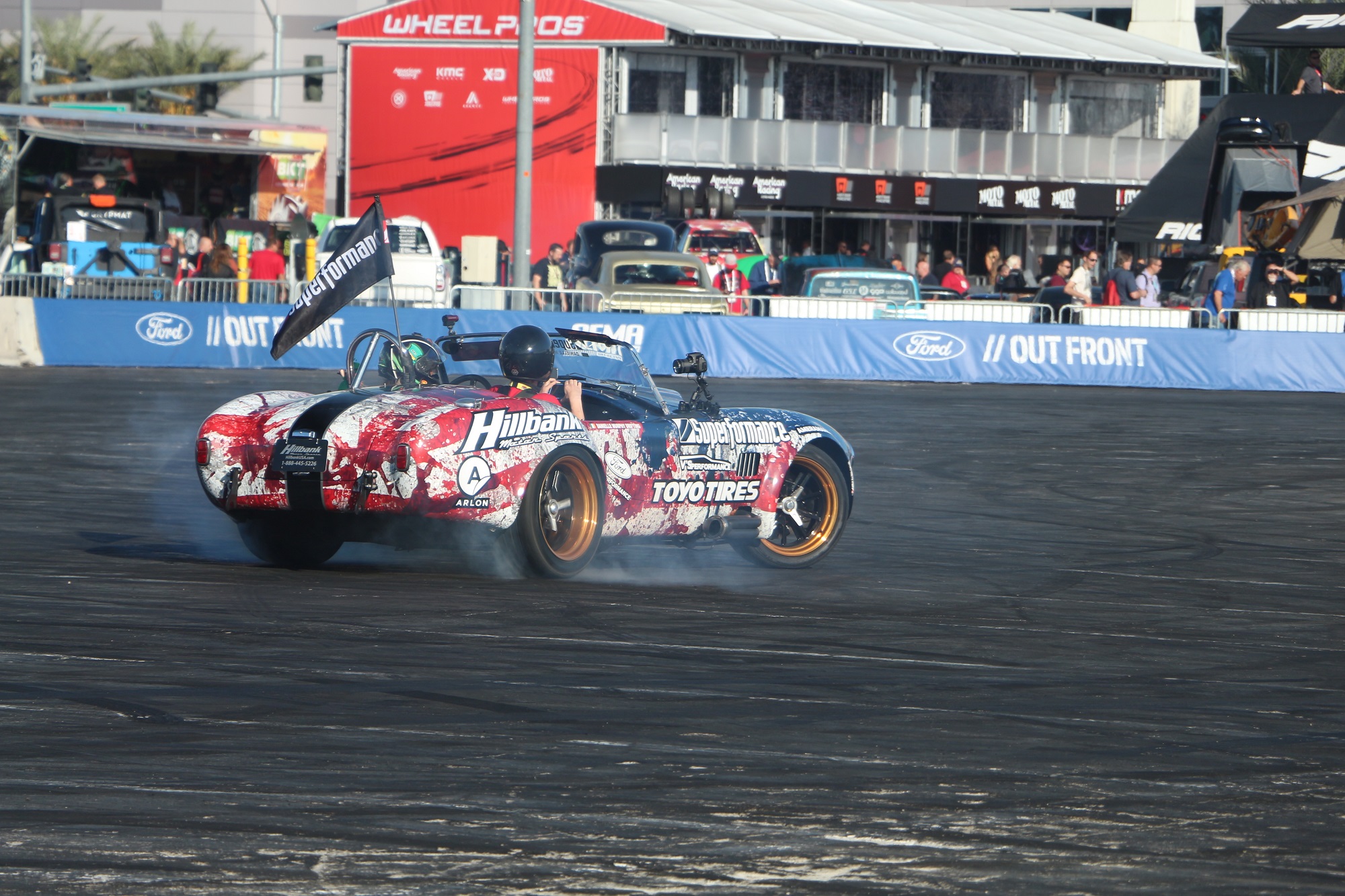 6SpeedOnline.com SEMA 2017 Superformance Hillbank V's Performance Ford MKIII Cobra Drift Drifting Sideshow