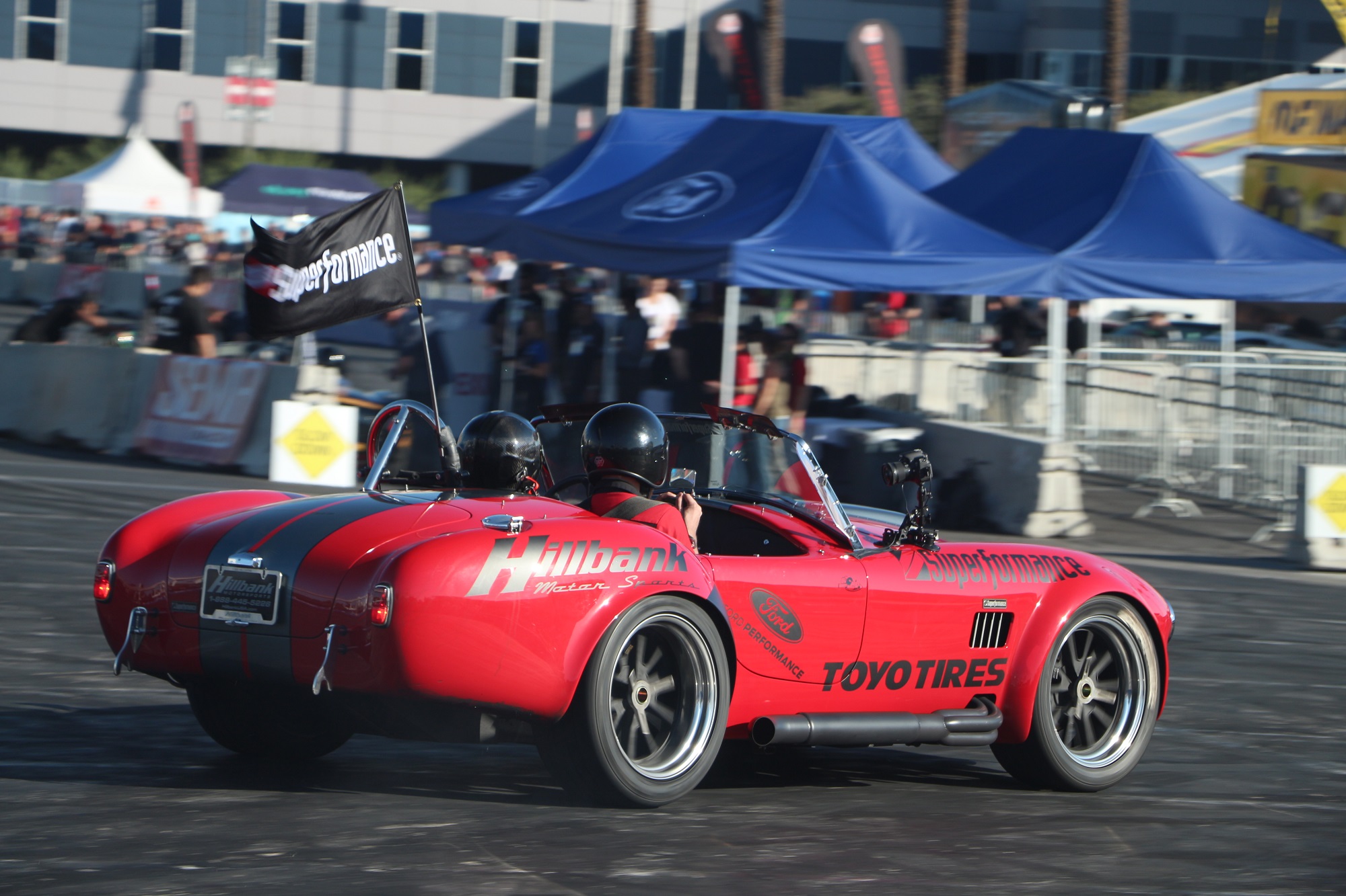 6SpeedOnline.com SEMA 2017 Superformance Hillbank V's Performance Ford MKIII Cobra Drift Drifting Sideshow