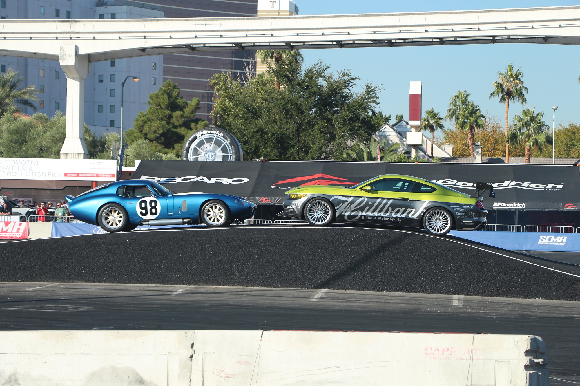 6SpeedOnline.com SEMA 2017 Superformance Hillbank V's Performance Ford MKIII Cobra Drift Drifting Sideshow