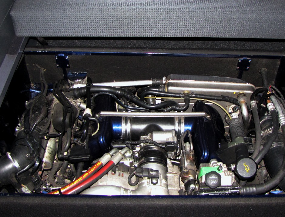 Track Day Car and Camper Van All in One: It's The 997 Turbo Spacecamper Bus