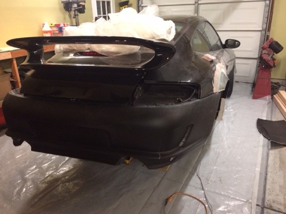 Forum Member's Handbuilt Widebody 996 Looks like it'll Turn Out Great