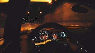 Night driving Porsche 918