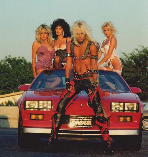 Vince Neil Gets a Piece of the Action at 'High Tide' Car Show