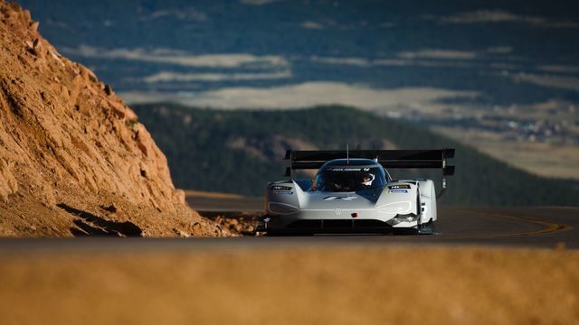 VW’s I.D. R Breaks Pike’s Peak World Record