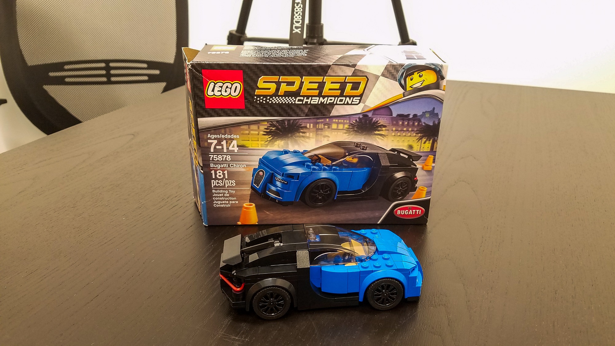 Jake Stumph Builds Bugatti Chiron Made of LEGO 6SpeedOnline.com